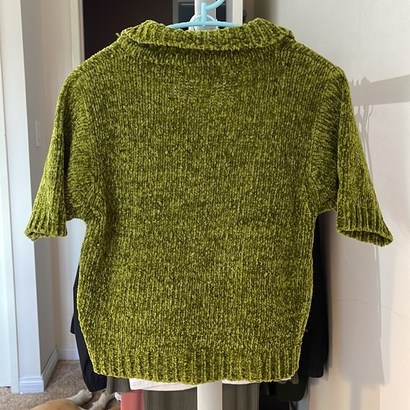 Girls Green T-Shirt Polo Sweater - Picture 3 of 3